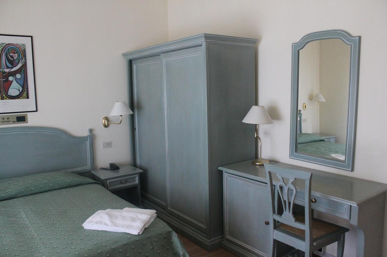 Hotel Silvi Silvi Marina Cameră foto